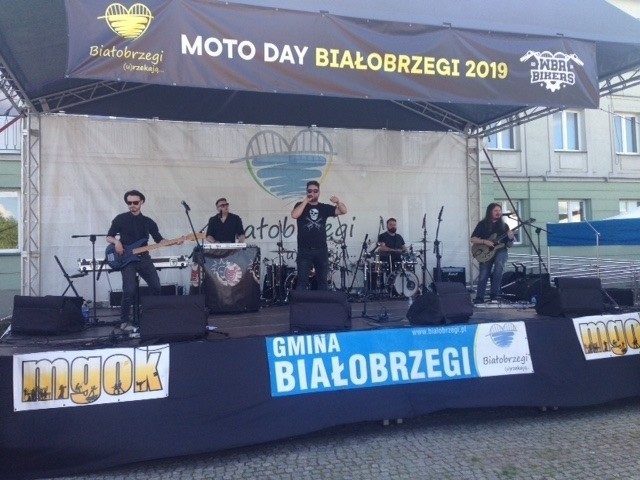 Ponad 300 motocyklistów na zlocie Moto Day w Białobrzegach. Świętowały też dzieci