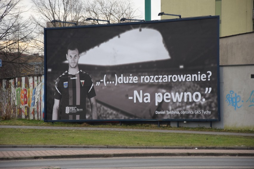 Piłkarze GKS Tychy przepraszają za słabą grę. Biją się w piersi na plakatach