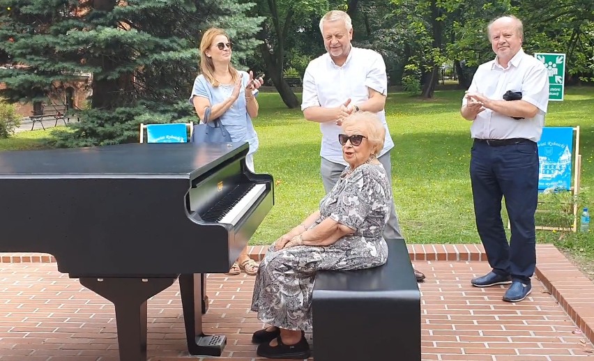 Po raz kolejny Lidia Grychtołówna, wybitna pianistka z...