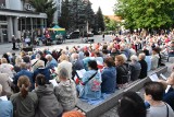 Zielonogórzanie śpiewali powstańcze piosenki. 79 lat temu Warszawa wybrała wolność!