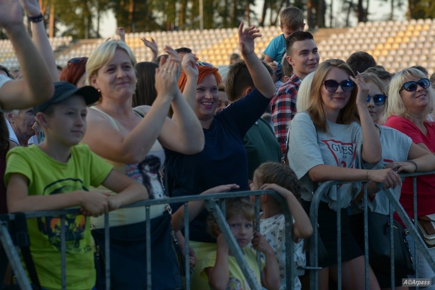 Gala disco polo z zespołami Weekend i Boys w Kozienicach.