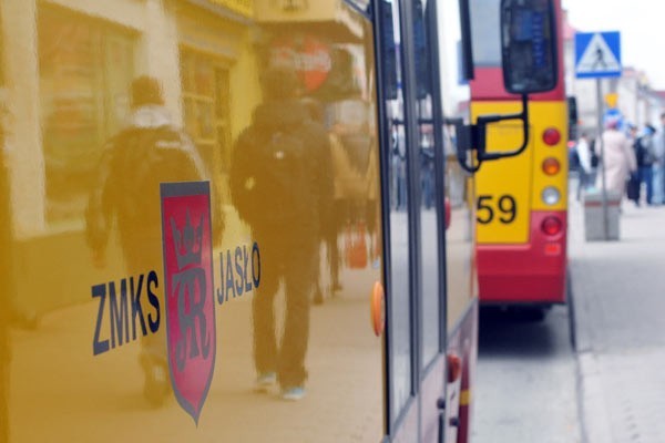 Rodziny wielodzietne z Jasła będą mogły korzystać z 50-procentowych zniżek przy przejazdach autobusami MZKS.