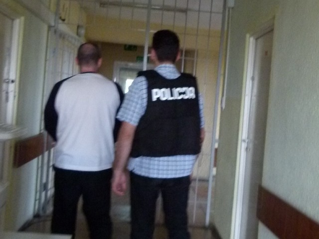 Dwaj przestępcy z Bydgoskiego Przedmieścia wpadli w ręce policji, może im grozić nawet 12 lat więzienia.