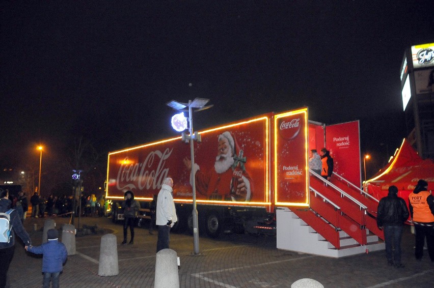 Ciężarówka Coca Coli zajechała do Krakowa.