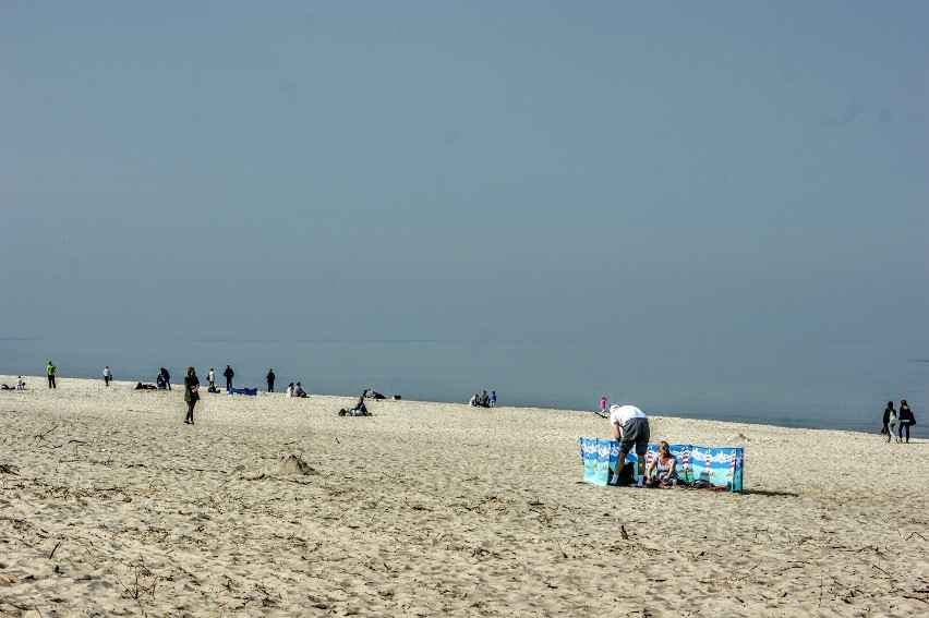 Foto powiat pucki: wiosenny parawaning na plaży we...