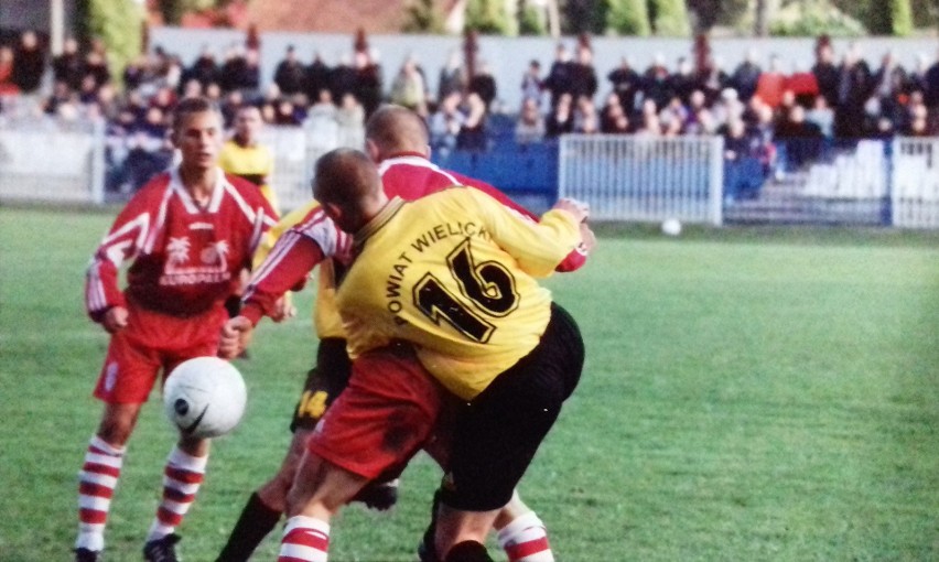 LKS Niedźwiedź - Górnik Wieliczka (2001)