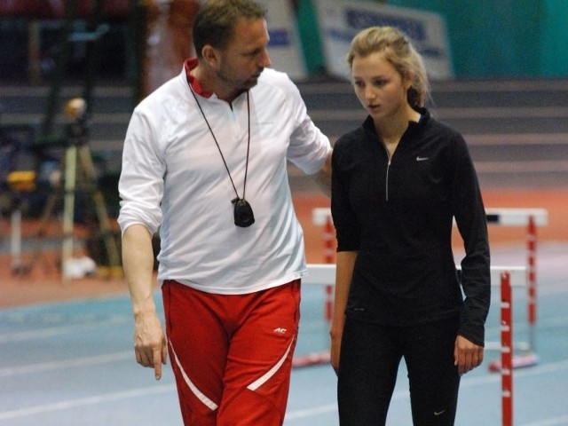 Karolina Kołeczek z trenerem Andrzejem Mirkiem uczestniczyła w zgrupowaniu kadry narodowej juniorek w Spale.