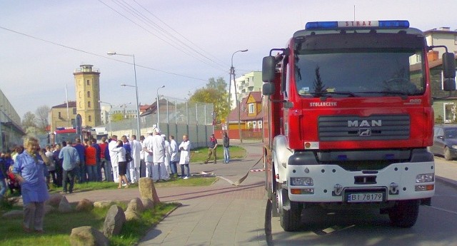 Ćwiczenia straży pożarnej w galerii Białej