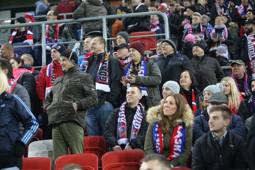 Kibice Górnika Zabrze na meczu z Lechem Poznań