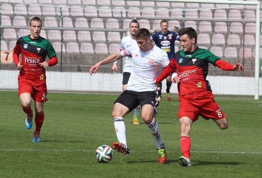 GKS Tychy przegrywał na własnym boisku z Chojniczanką 0:1 po...