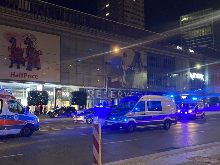 Śmiertelny wypadek w centrum Warszawy. Jedna osoba nie żyje