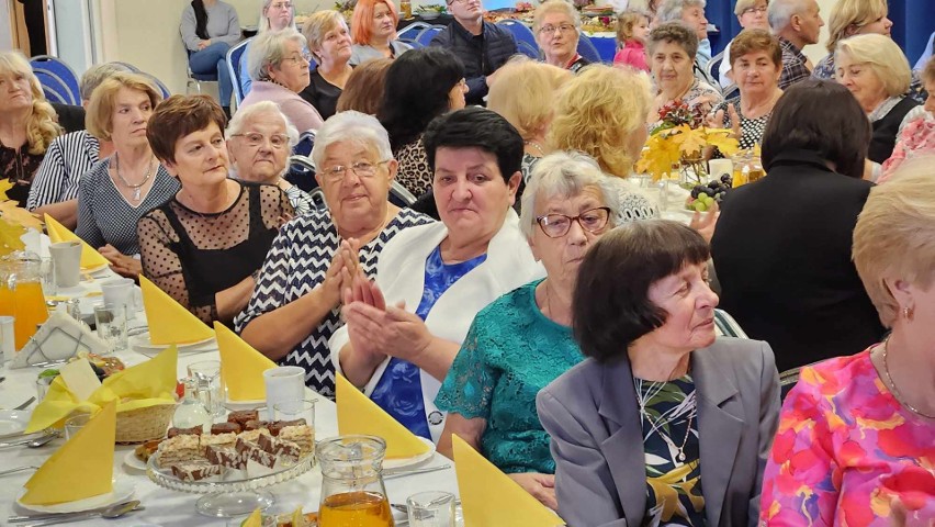 „Więcej życia w życiu”. Tradycje Kulinarne Seniorów – konkurs kulinarny w Goworowie. 12 października 2023. Zdjęcia