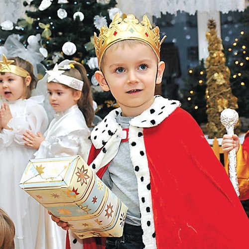 4-letni Marcel wcielił się w postać króla.