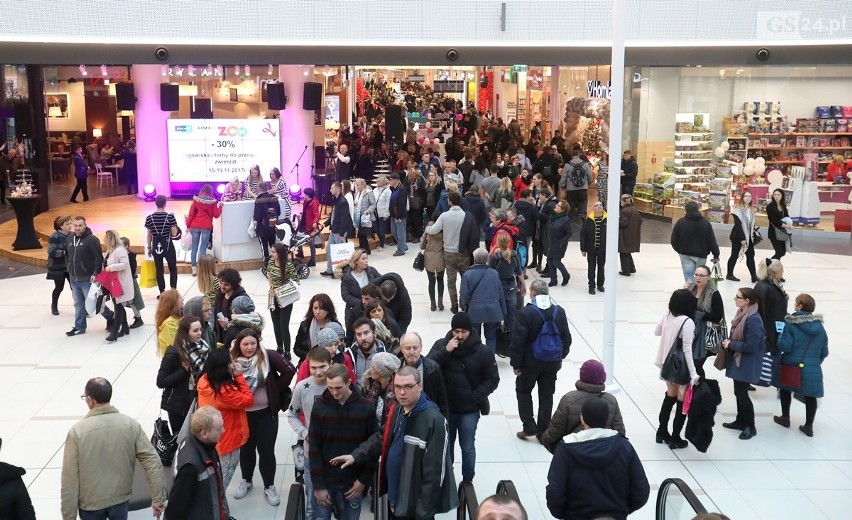 Otwarcie nowej części Centrum Handlowo-Rozrywkowego Galaxy w...