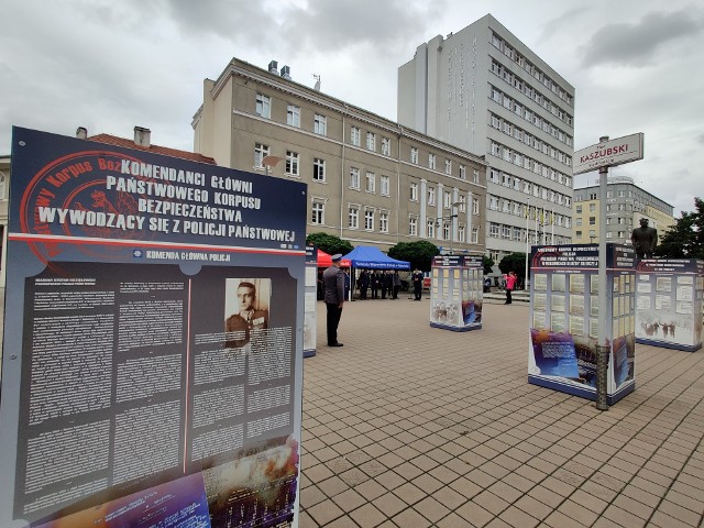 Wystawę „Państwowy Korpus Bezpieczeństwa – Policja Polskiego Państwa Podziemnego w dokumentach” do końca lipca można oglądać na placu Kaszubskim w Gdyni