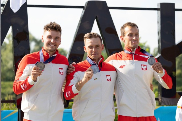 Polscy medaliści: Michał Pasiut, Dariusz Popiela i Mateusz Polaczyk