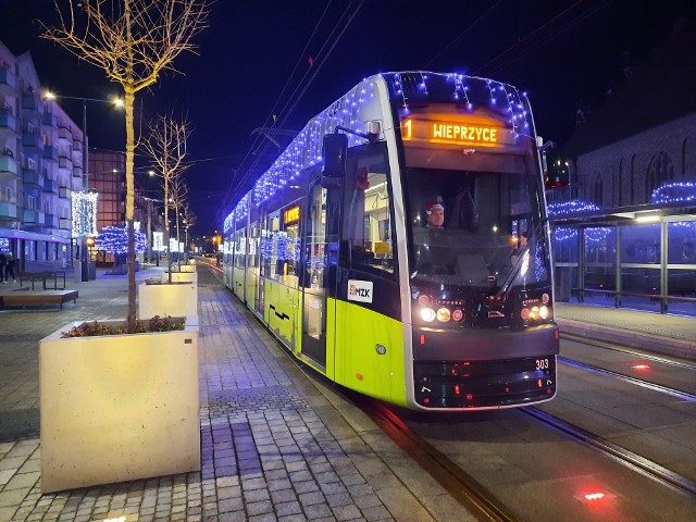 Świąteczny tramwaj w Gorzowie. Wygląda świetnie, prawda?