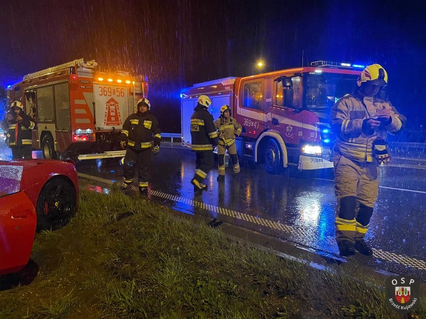 Wypadek Ferrari na autostradzie A1 pod Włocławkiem