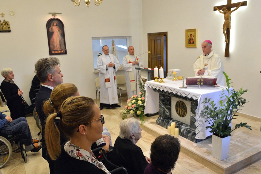Obchody 28. Światowego Dnia Chorego w Kielcach. Mszę świętą w hospicjum odprawił biskup Marian Florczyk [ZDJĘCIA, WIDEO]