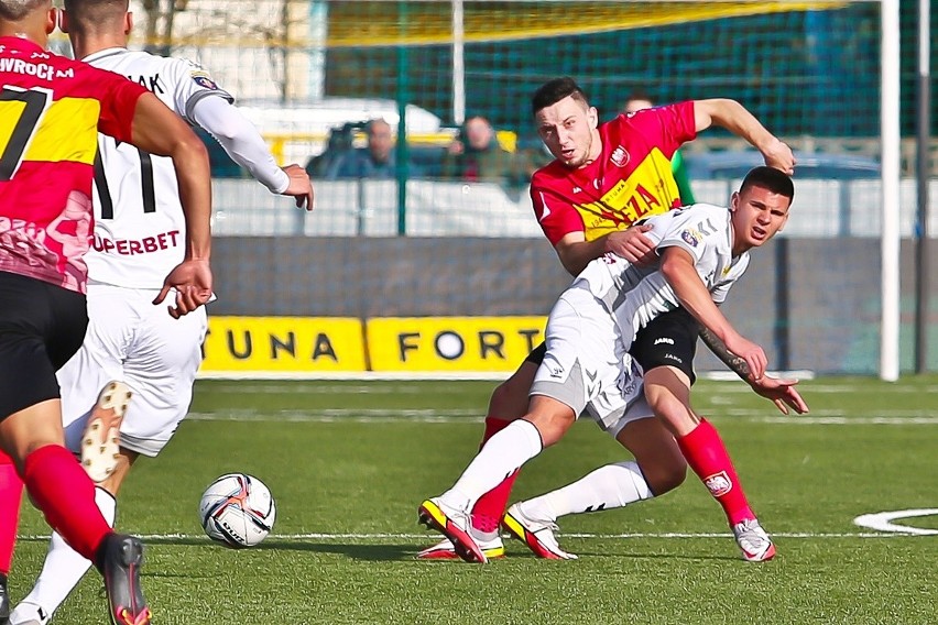 Puchar Polski: Ślęza Wrocław - Górnik Zabrze 1:2. Ambitna Ślęza miała rywala na widelcu. Zawiodła skuteczność (WYNIK, RELACJA, ZDJĘCIA)