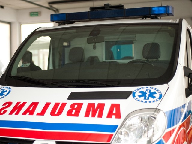 4,5-letni chłopiec wypadł z okna bloku przy ul. Jagiellońskiej w Radomsku.