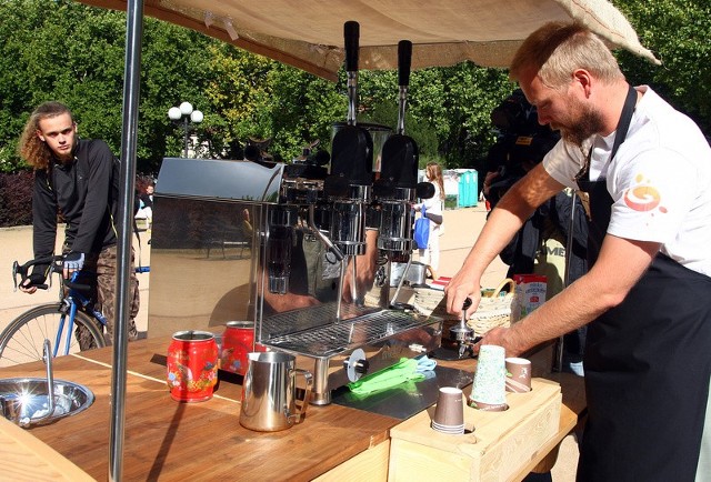 Być może w przyszłym tygodniu szczecinianie znów będą mogli napić się kawy na Jasnych Błoniach korzystając z usług rowerowej kawiarni.