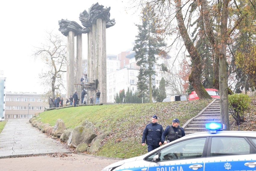 Dziennikarz Andrzej Kłopotowski bronił pomnika przed...