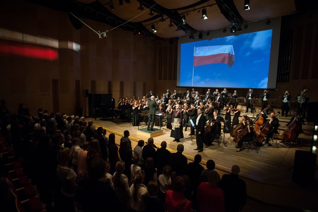 W ramach obchodów roku Moniuszkowskiego w Filharmonii Opolskiej będzie można zobaczyć Halkę z 1929 roku w odrestaurowanej wersji z muzyką na żywo w wykonaniu orkiestry symfonicznej i wspaniałych solistów.