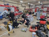 Pomoc strażaków z powiatu bytowskiego dla Ukrainy. Sprzęt, a może i samochód (ZDJĘCIA) 