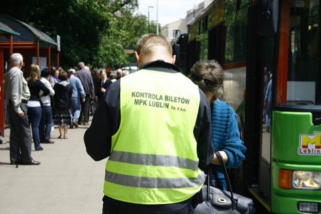 Od 14 marca kontrolą biletów w autobusach i trolejbusach w Lublinie zajmą się pracownicy Agencji Ochrony Osób i Mienia Reflex z Radomia