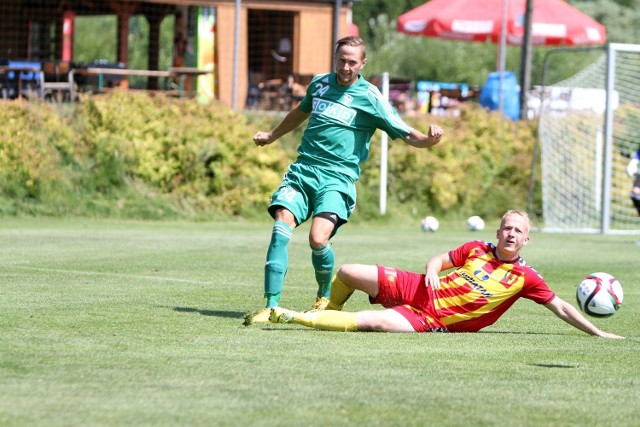 Piłkarze Korony przegrali mecz kontrolny z MFK Karvina 2:3.