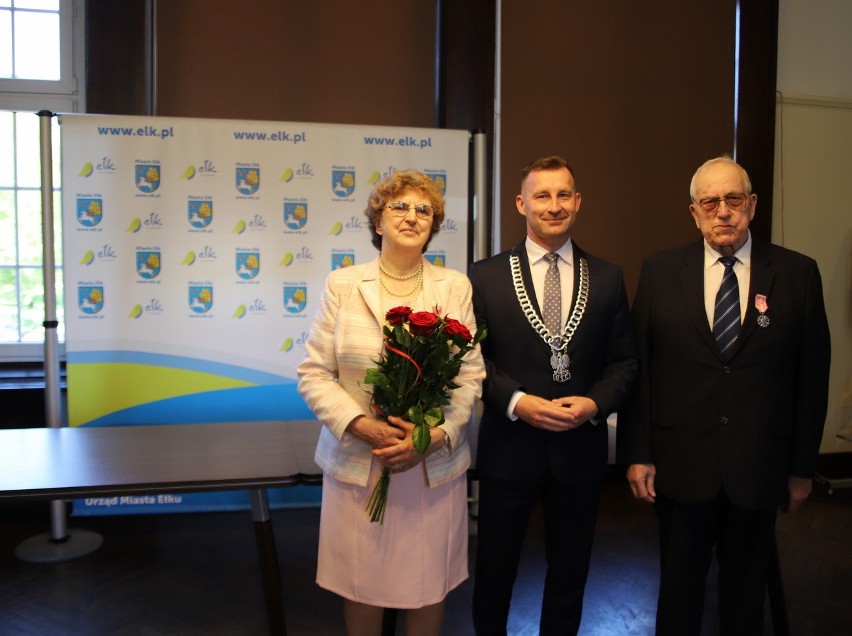 Złote gody w Ełku. 6 par dołączyło do grona Ambasadorów Miłości