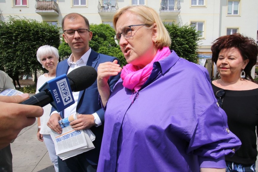 Posłanka Platformy Obywatelskiej Róża Thun rozmawiała z kielczanami o… "sześciopaku" Schetyny