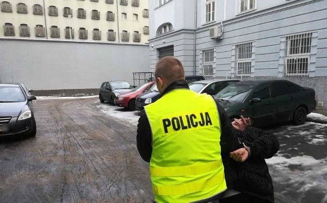 Areszt dla sprawcy wywołania fałszywego alarmu bombowego w Gdańsku