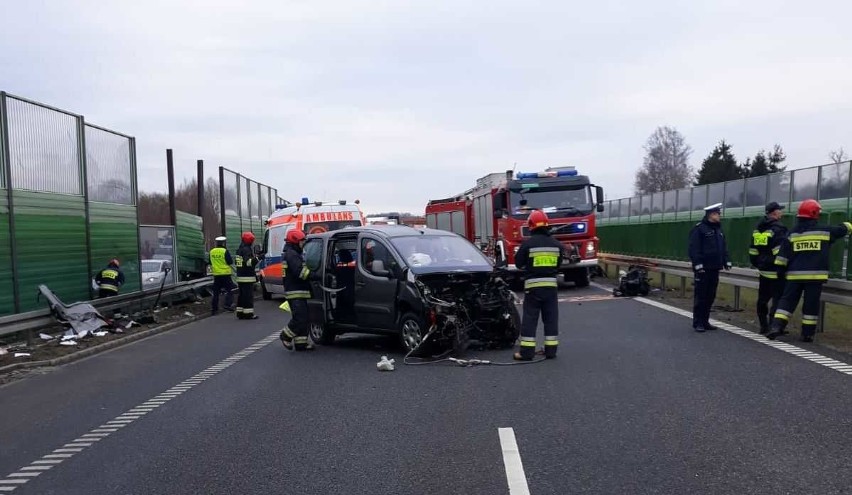 Wypadek na drodze ekspresowej s7 koło Elbląga [14.12.2018]....