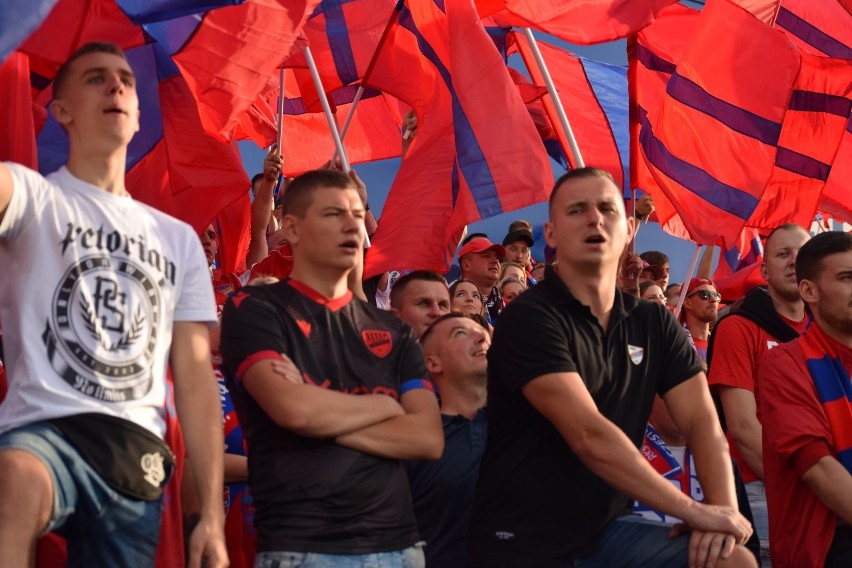 11.08.2022 r. Kibice na meczu Raków Częstochowa - Spartak...