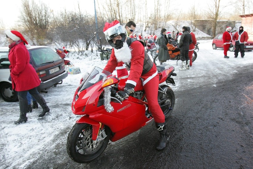 Mikołaje na motocyklach w Rudzie Śląskiej [ZOBACZ ZDJĘCIA]