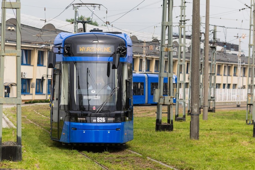 Kraków. Coraz więcej tramwajów Lajkonik na ulicach. Na jakich liniach jeżdżą?