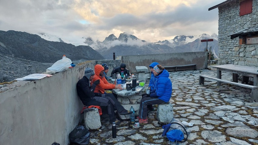 Ekipa wspinaczy pod przewodnictwem radomskiego alpinisty...