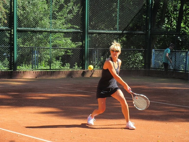 Na kortach Tęczy Społem Kielce odbył się jubileuszowy turniej Kolportera. Rywalizowało w nim 80 tenisistów.