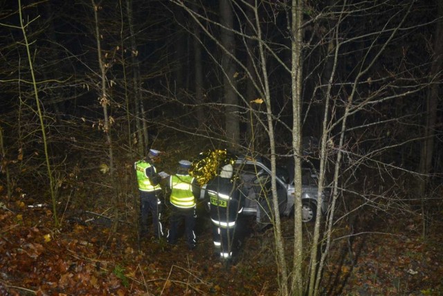 Śmiertelny wypadek na drodze wojewódzkiej nr 226, między Nową Karczmą a Skrzydłowem (powiat kościerski), 22 listopad 2017 (22.11.2017)