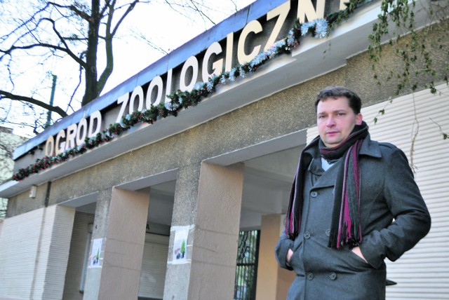 Komisarz Zagrobny mieszka na Jeżycach, podobnie jak jego "twórca" Maciej Dobosiewicz