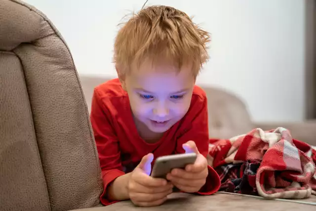 Gdy korzystanie z urządzeń cyfrowych źle wpływa na życie dziecka trzeba zareagować