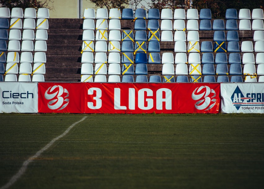 Piłkarze Unii Janikowo pokonali rezerwy Pogoni Szczecin 2:1....