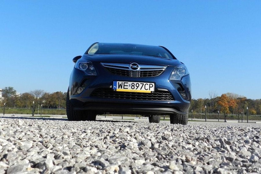 Opel Zafira Tourer 2.0 CDTI ,  Fot: Robert Kulczyk –...