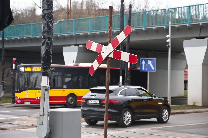 Wiadukt kolejowy pod którym miał jechać tramwaj na Jagodno....