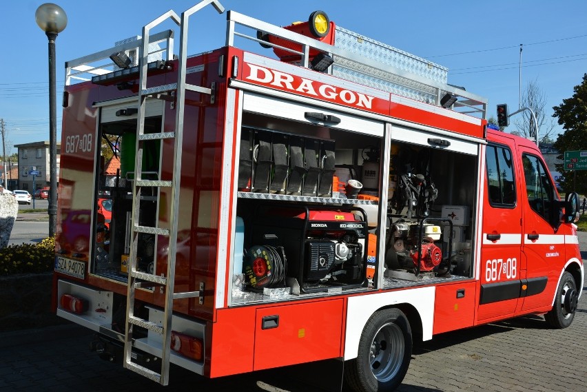 OSP Kromołów ma nowy samochód pożarniczy opel movano