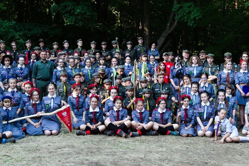 Prezydent Andrzej Duda odwiedził obóz harcerzy w Podgrodziu koło Nowego Warpna [ZDJĘCIA]