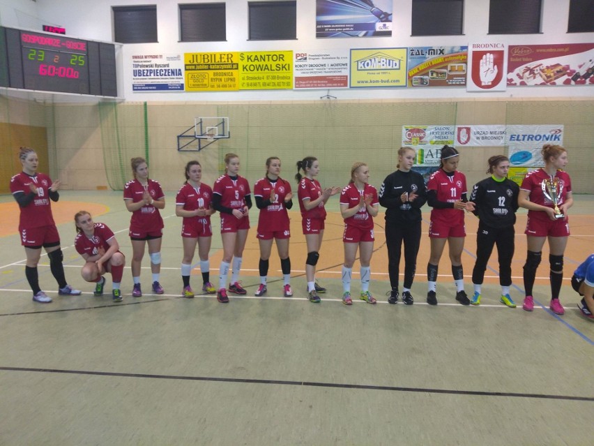 Młode piłkarki ręczne UKS Roxa Lublin jadą walczyć o medale mistrzostw Polski