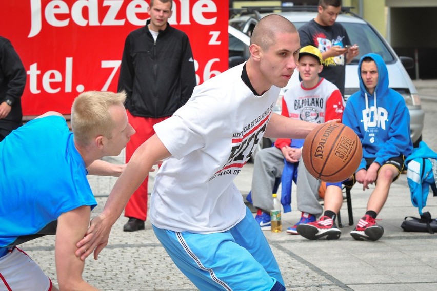 Turniej streetballa w Prudniku